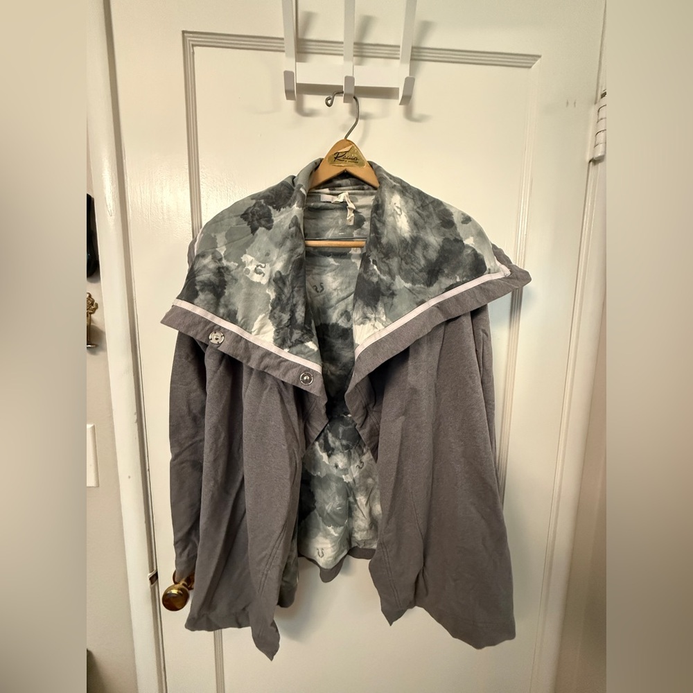 Lululemon Gray Cape Sweater Jacket